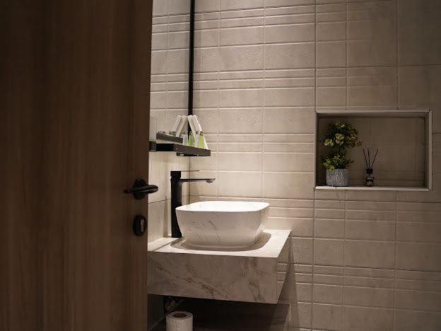 Lavenue Resthouse Appartement Nizwa Kamer foto