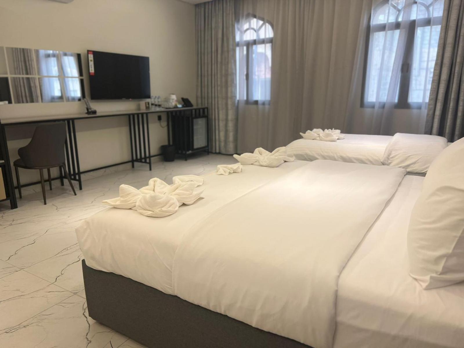 Lavenue Resthouse Appartement Nizwa Kamer foto